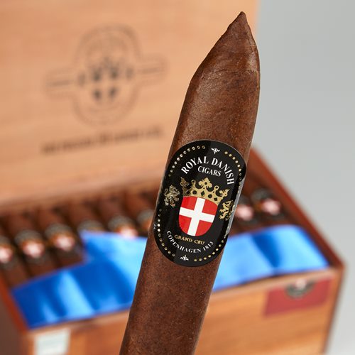 Royal Danish Sangre Azul Cigars