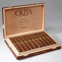 Oliva Serie 'V' Melanio Petit Corona Cigars