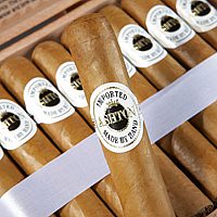 Ashton Classic Cigars, Reviews & Prices