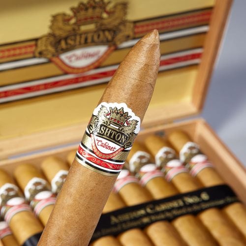Ashton Cabinet Selection Cigars