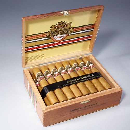 Ashton Cabinet Selection Cigars