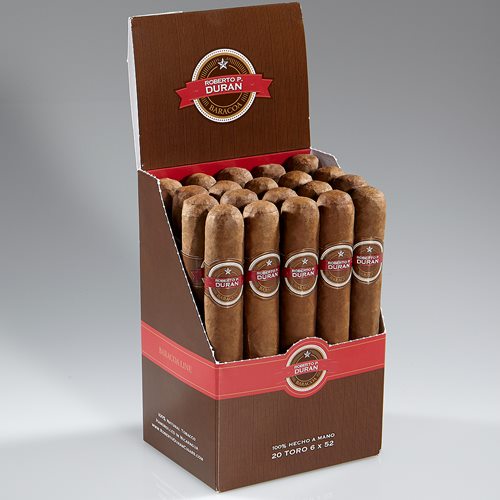 Roberto Duran Baracoa Cigars