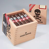 Viaje Skull and Bones M?stery Cigars