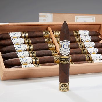 Search Images - Crowned Heads Le Careme Belicosos Finos LE 2022 (5.5"x52) Box of 12