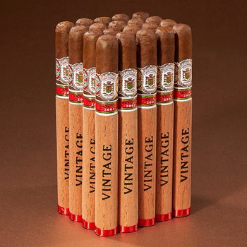 Search Images - Gran Habano Corojo Vintage 2002 Churchill (7.0"x50) Pack of 20