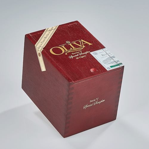 Oliva Serie 'V' Limited Edition Sampler Box Cigar Samplers