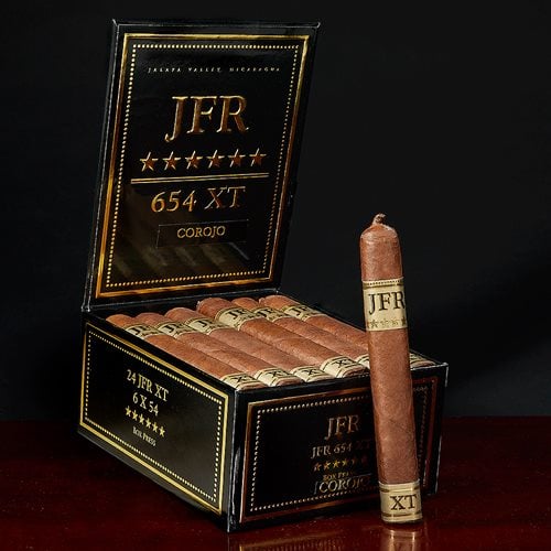 JFR XT Maduro Cigars