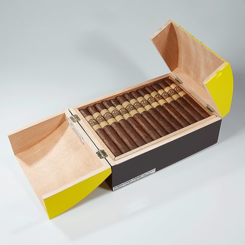 La Gloria Cubana Trunk Show Liga MG-08 Cigars