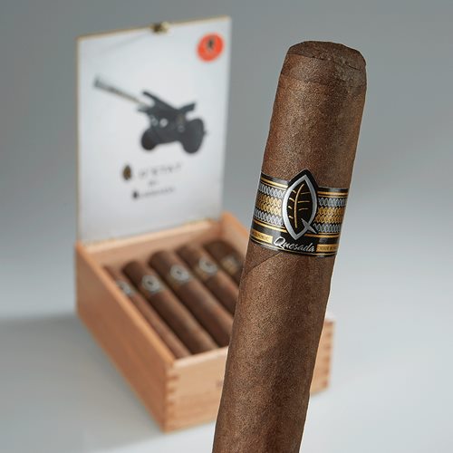 Quesada Q D'Etat Howitzer Cigars